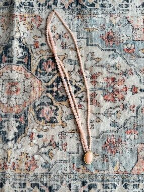 Vintage 80s Triple Strand Peachy Pink Lucite Bead Necklace Gold Tone Statement